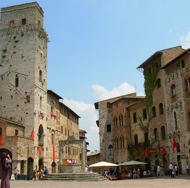 San Gimignano Piazza